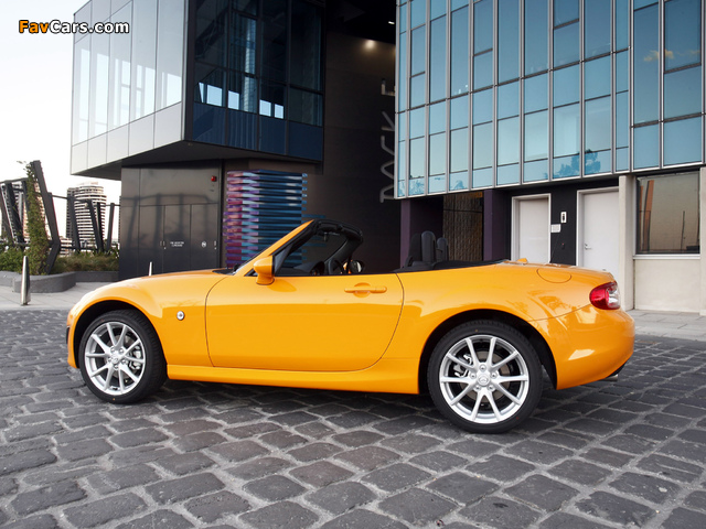 Images of Mazda MX-5 Roadster AU-spec (NC2) 2008–12 (640 x 480)