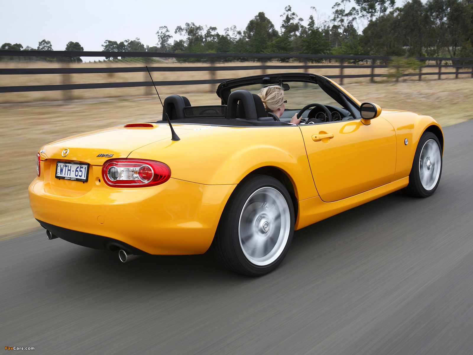 Images of Mazda MX-5 Roadster AU-spec (NC2) 2008–12 (1600 x 1200)