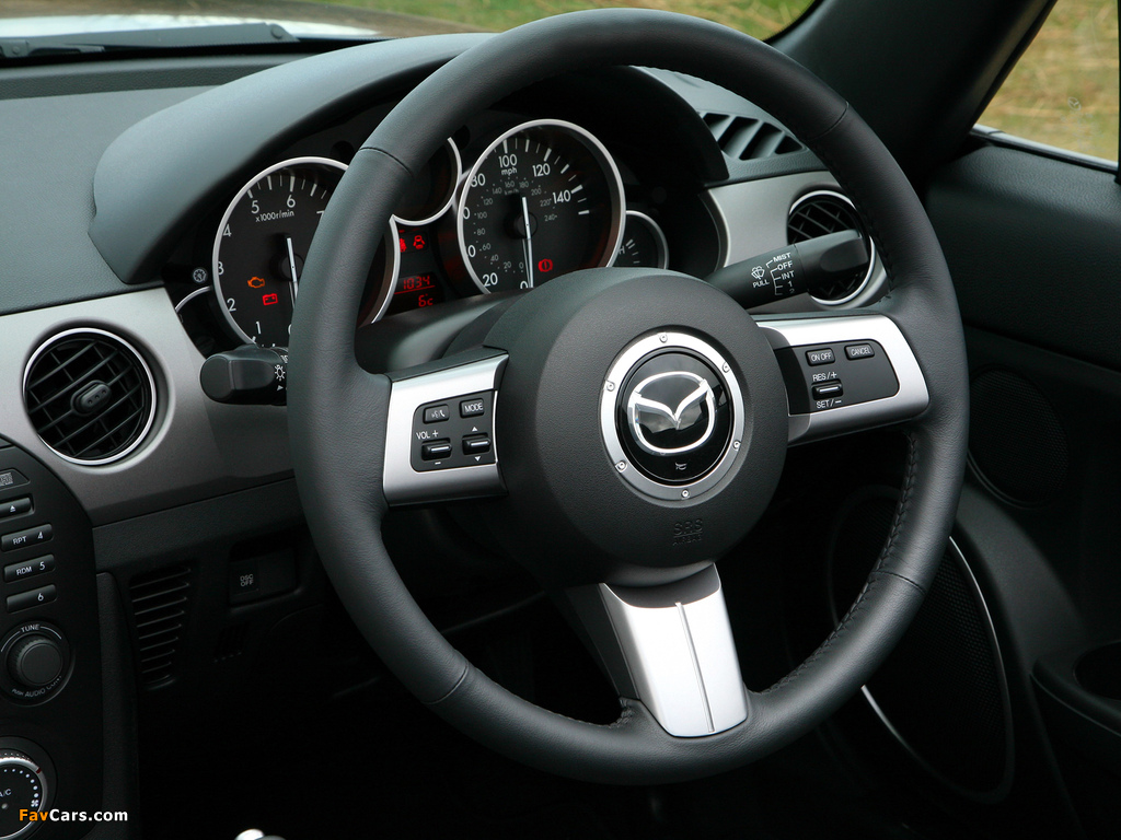 Images of Mazda MX-5 Roadster UK-spec (NC2) 2008–12 (1024 x 768)