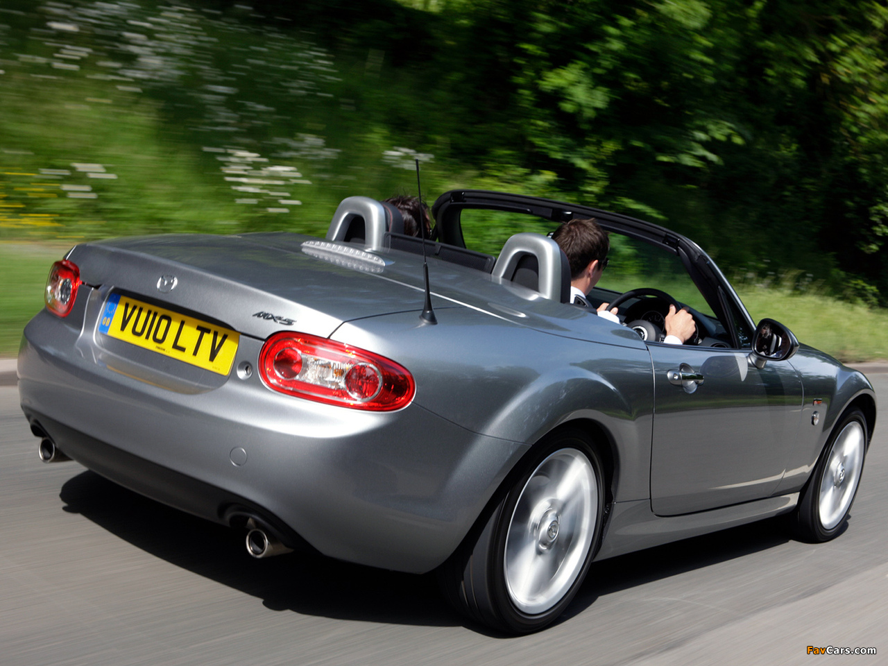 Images of Mazda MX-5 Roadster-Coupe Miyako (NC2) 2010 (1280 x 960)