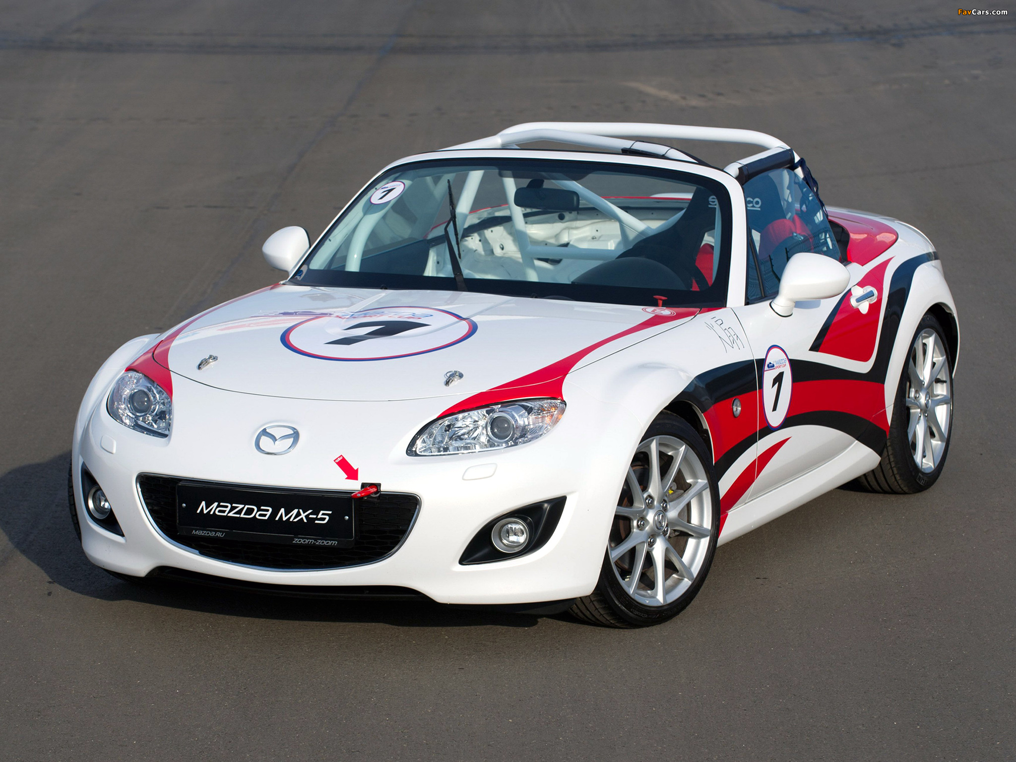 Images of Mazda MX-5 GT Race Car (NC2) 2011 (2048 x 1536)