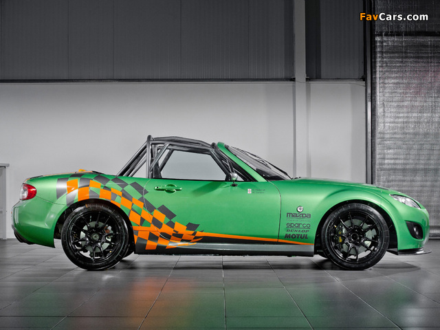 Images of Mazda MX-5 GT Race Car (NC2) 2011 (640 x 480)