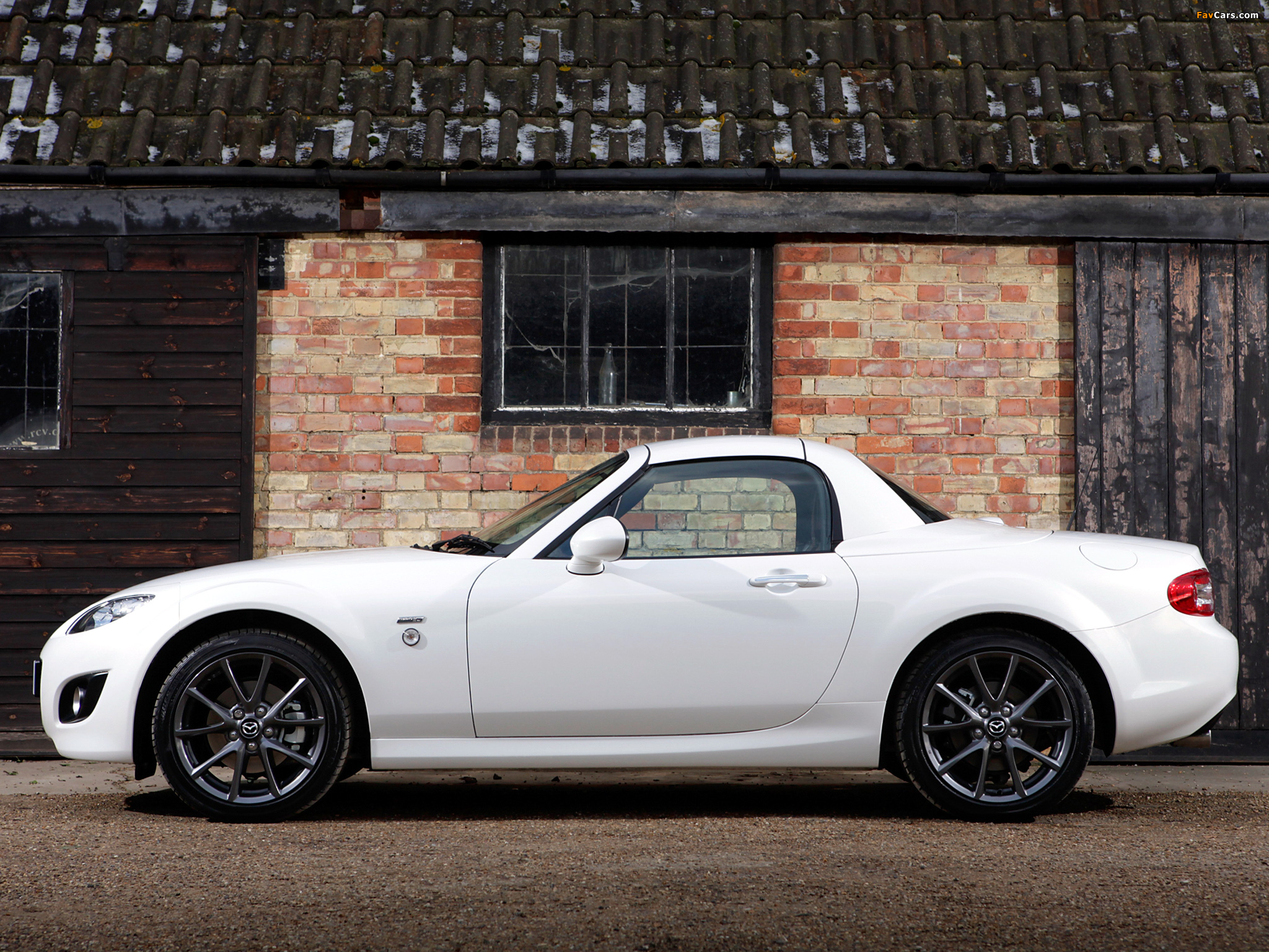 Images of Mazda MX-5 Roadster-Coupe Venture (NC2) 2012 (2048 x 1536)