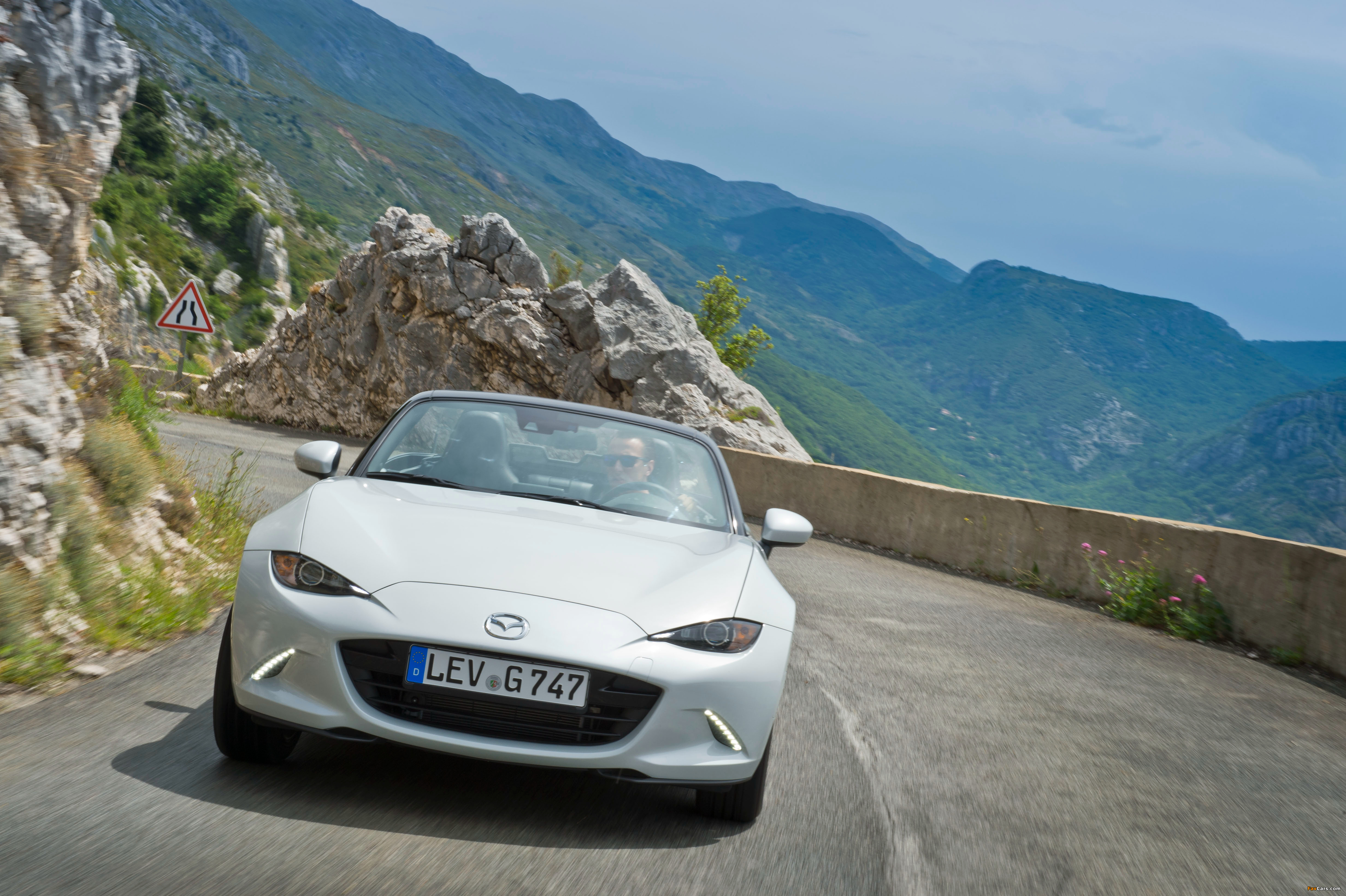 Images of Mazda MX-5 (ND) 2015 (4096 x 2726)