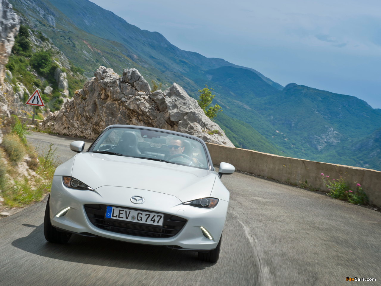 Images of Mazda MX-5 (ND) 2015 (1280 x 960)