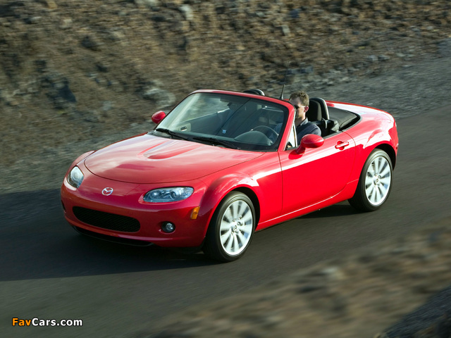 Mazda MX-5 Roadster US-spec (NC) 2005–08 images (640 x 480)