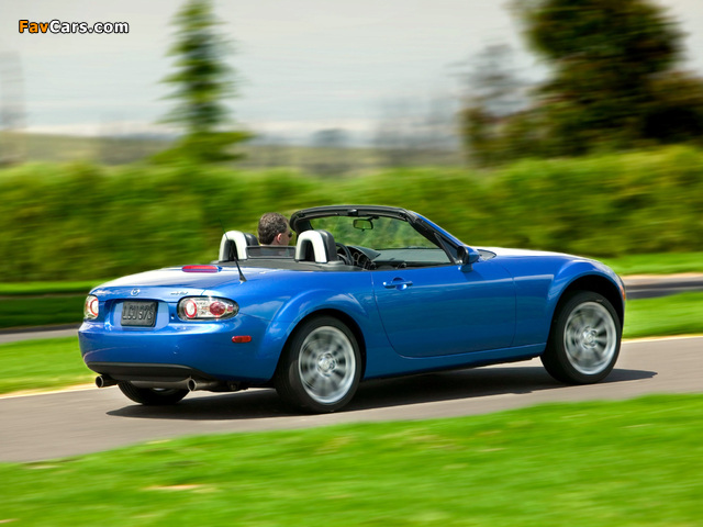 Mazda MX-5 Roadster US-spec (NC) 2005–08 images (640 x 480)