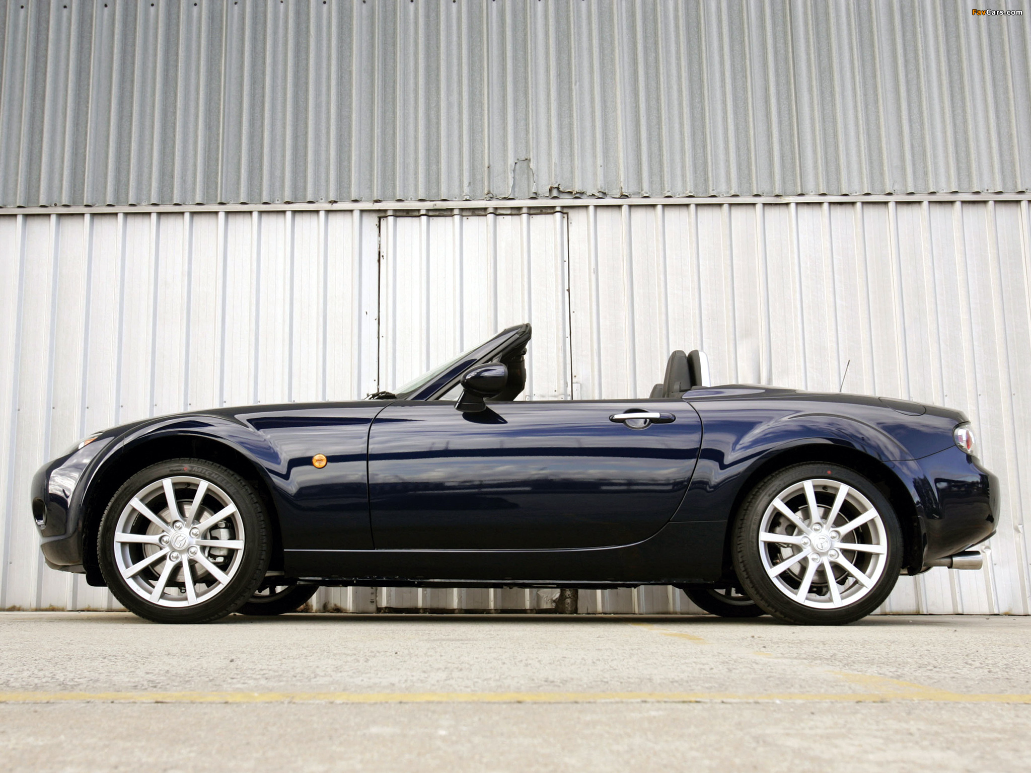 Mazda MX-5 Roadster-Coupe AU-spec (NC) 2005–08 images (2048 x 1536)