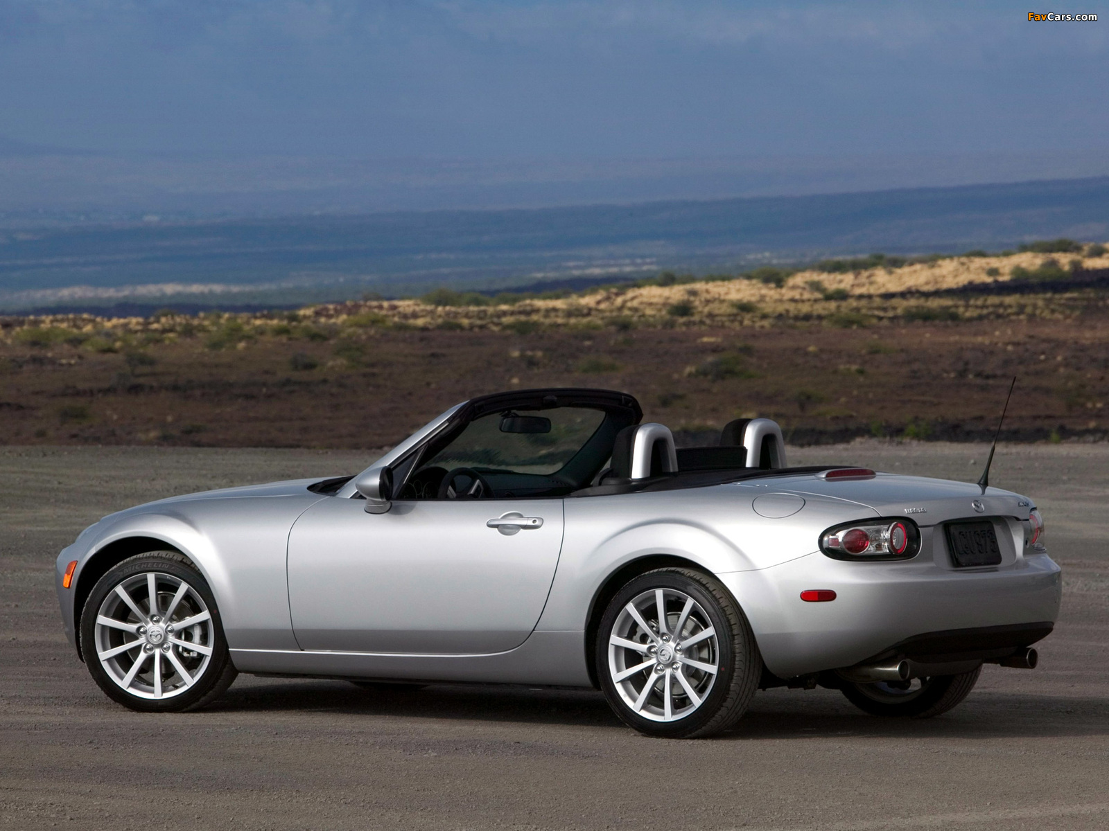 Mazda MX-5 Roadster US-spec (NC) 2005–08 images (1600 x 1200)