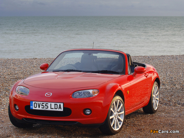 Mazda MX-5 Roadster UK-spec (NC1) 2005–08 photos (640 x 480)