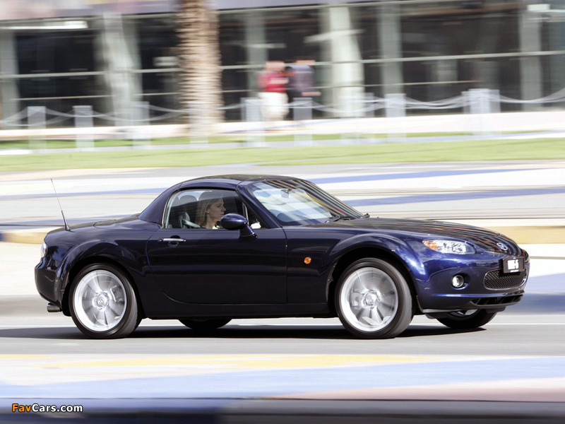 Mazda MX-5 Roadster-Coupe AU-spec (NC) 2005–08 photos (800 x 600)