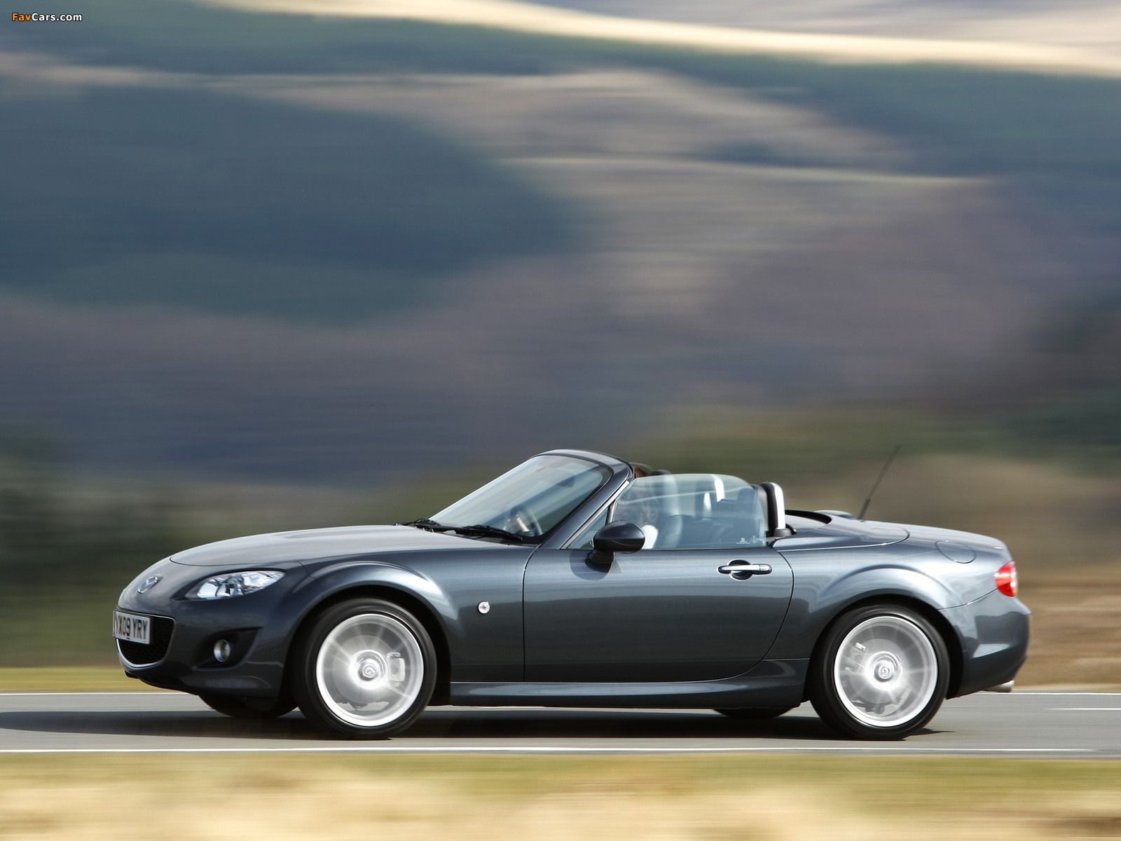 Mazda MX-5 Roadster-Coupe UK-spec (NC2) 2008–12 images (1600 x 1200)