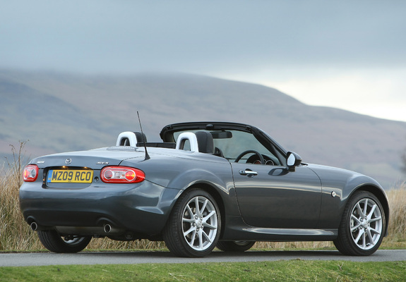 Mazda MX-5 Roadster-Coupe UK-spec (NC2) 2008–12 photos