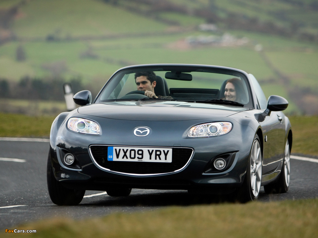 Mazda MX-5 Roadster-Coupe UK-spec (NC2) 2008–12 pictures (1024 x 768)