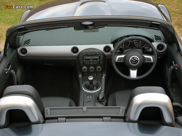 Mazda MX-5 Roadster UK-spec (NC2) 2008–12 pictures (640 x 480)