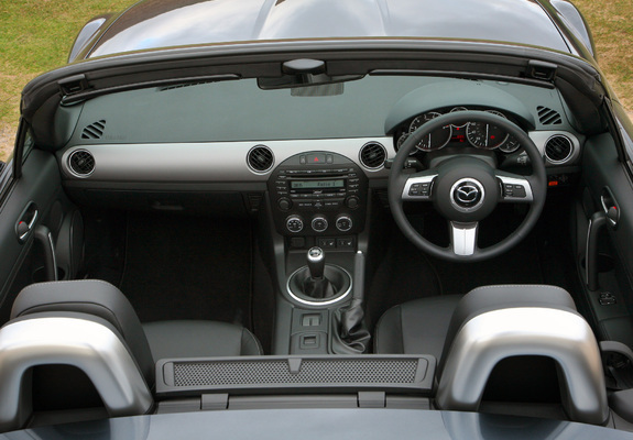 Mazda MX-5 Roadster UK-spec (NC2) 2008–12 pictures