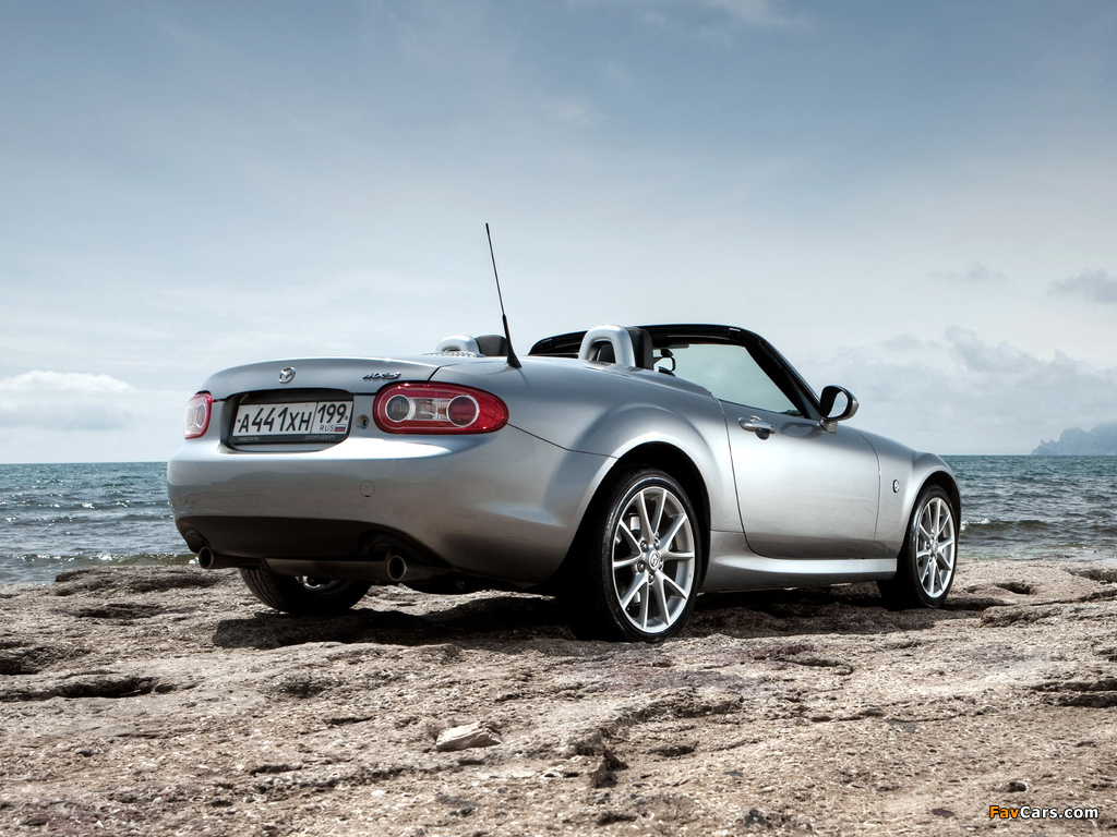 Mazda MX-5 Roadster-Coupe (NC) 2008 pictures (1024 x 768)