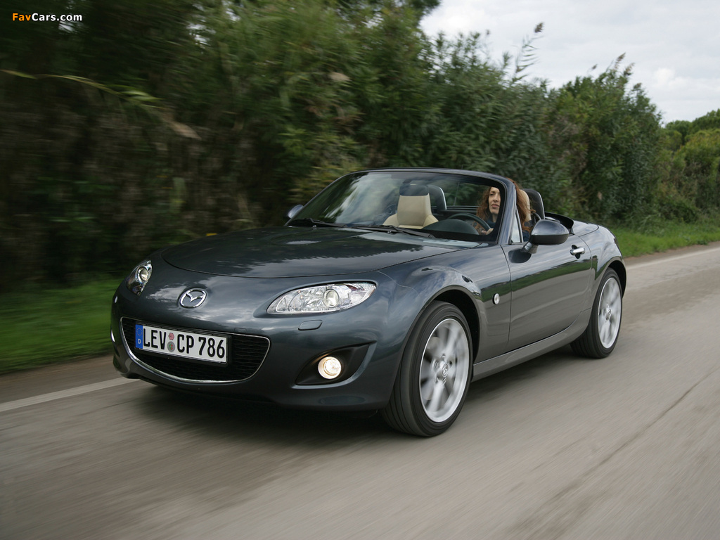 Mazda MX-5 Roadster-Coupe (NC) 2008 wallpapers (1024 x 768)