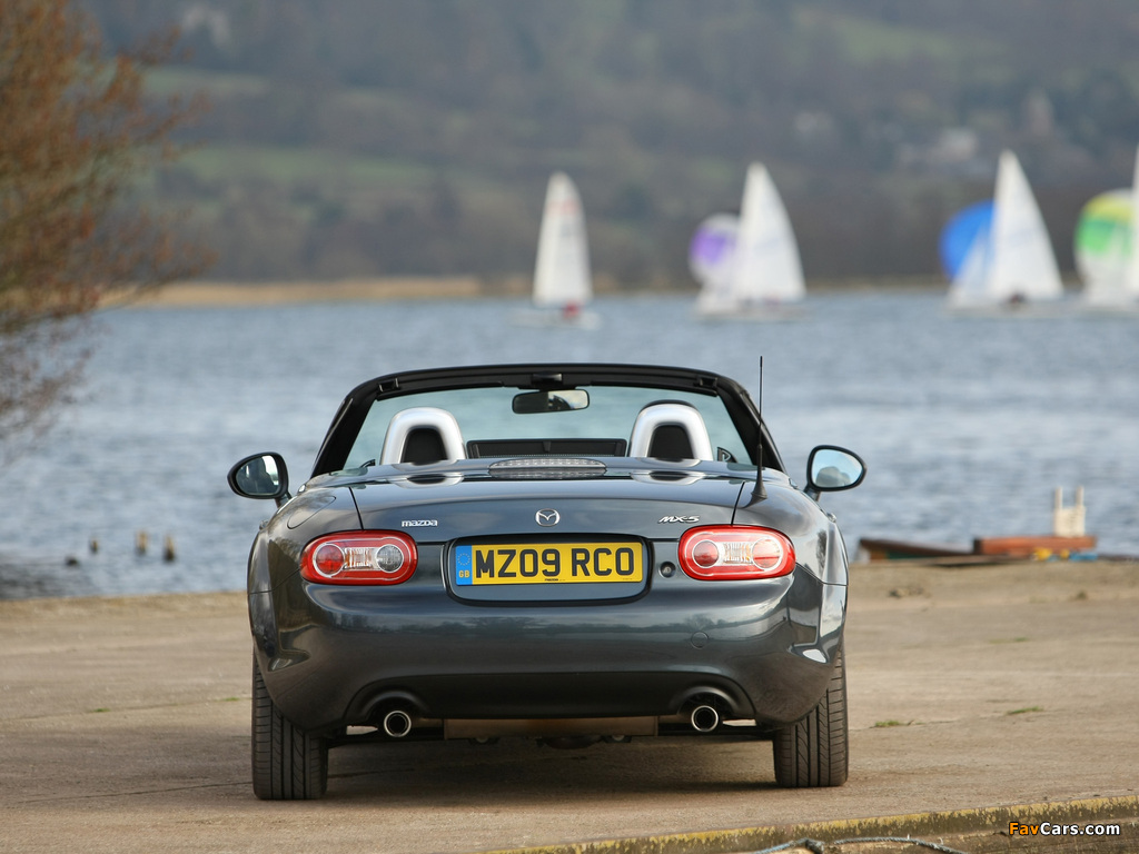 Mazda MX-5 Roadster-Coupe UK-spec (NC2) 2008–12 wallpapers (1024 x 768)