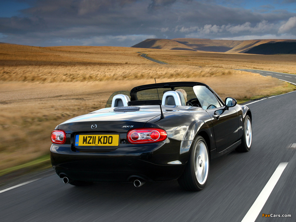 Mazda MX-5 Roadster-Coupe Kendo (NC2) 2011 images (1024 x 768)