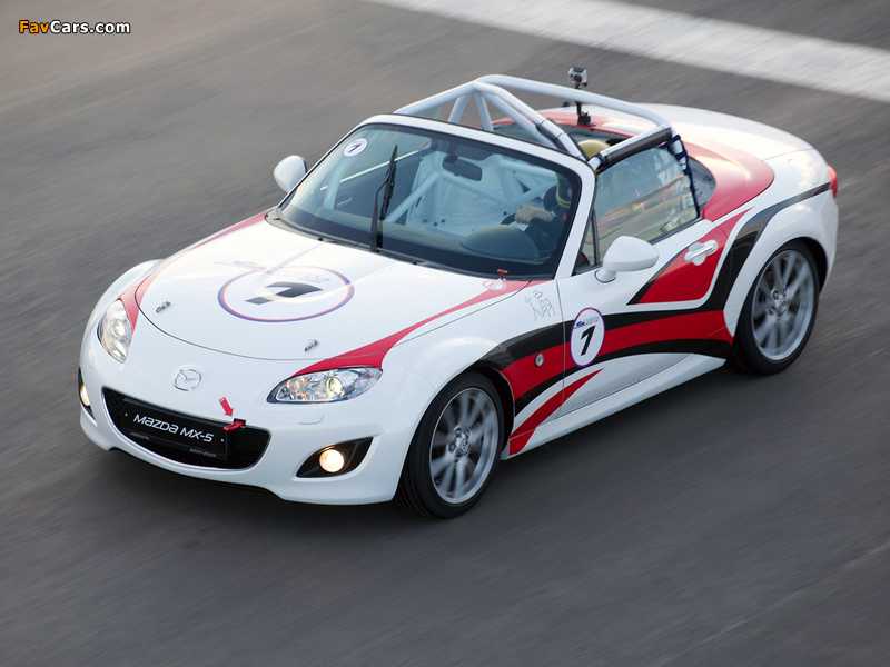 Mazda MX-5 GT Race Car (NC2) 2011 images (800 x 600)