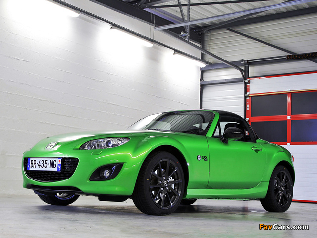 Mazda MX-5 Roadster-Coupe Sport Black FR-spec (NC2) 2011 wallpapers (640 x 480)
