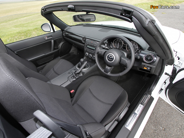 Mazda MX-5 Roadster UK-spec (NC3) 2012 images (640 x 480)