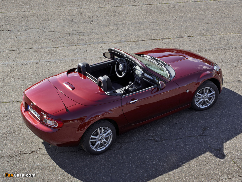 Mazda MX-5 Roadster-Coupe (NC3) 2012 photos (800 x 600)