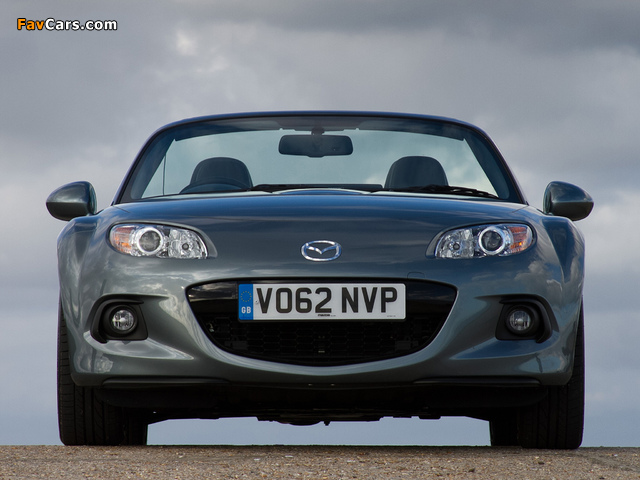 Mazda MX-5 Roadster-Coupe UK-spec (NC3) 2012 wallpapers (640 x 480)