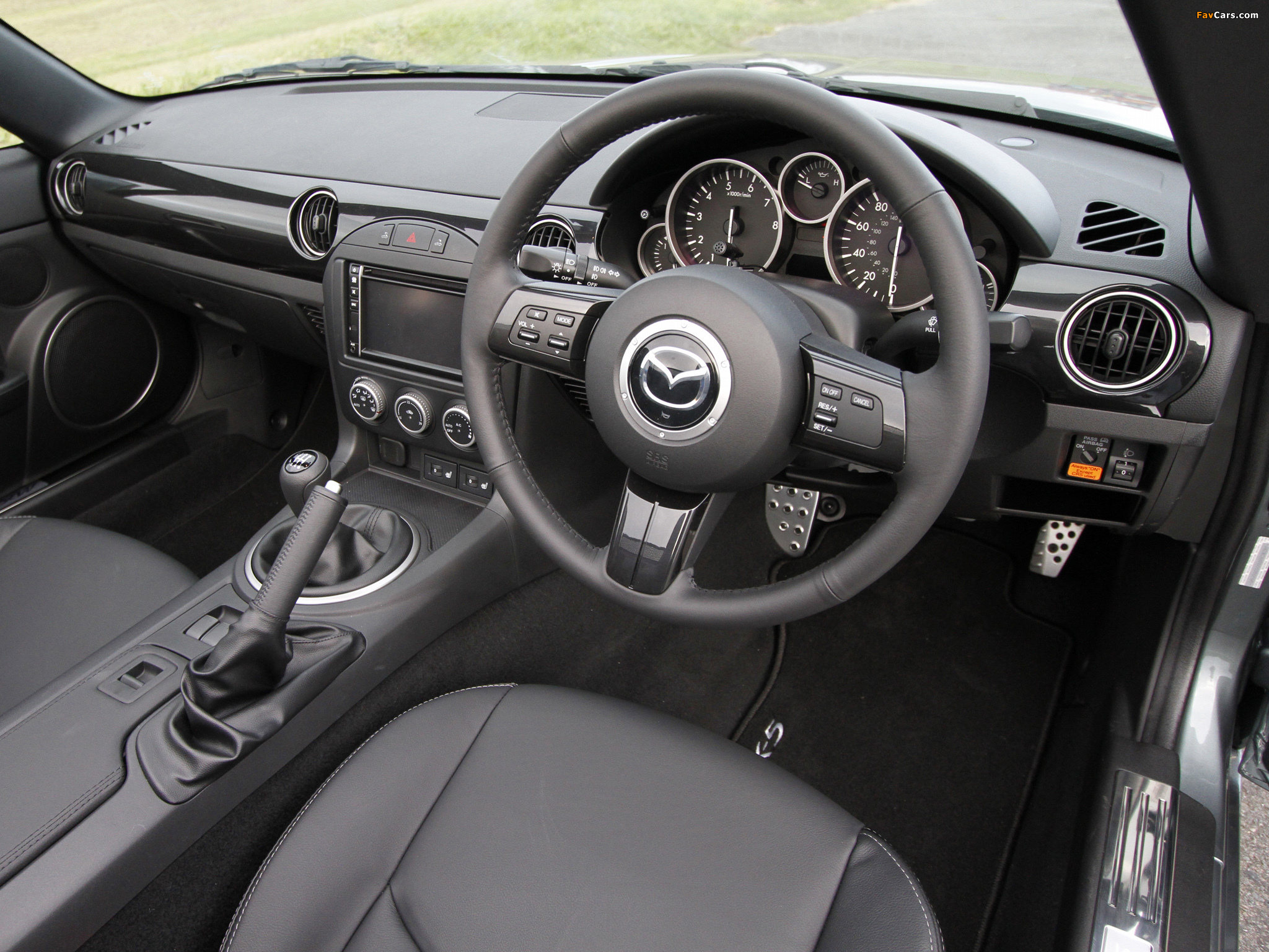 Mazda MX-5 Roadster-Coupe UK-spec (NC3) 2012 wallpapers (2048 x 1536)