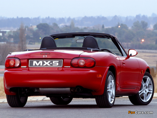 Photos of Mazda MX-5 Roadster ZA-spec (NB) 1998–2005 (640 x 480)