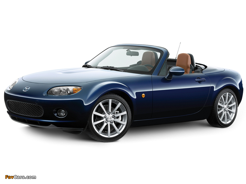 Photos of Mazda MX-5 Roadster-Coupe (NC) 2005–08 (800 x 600)
