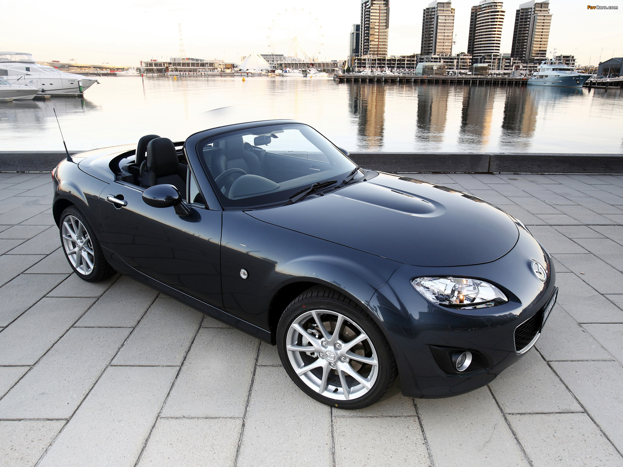 Photos of Mazda MX-5 Roadster-Coupe AU-spec (NC2) 2008–12 (2048 x 1536)