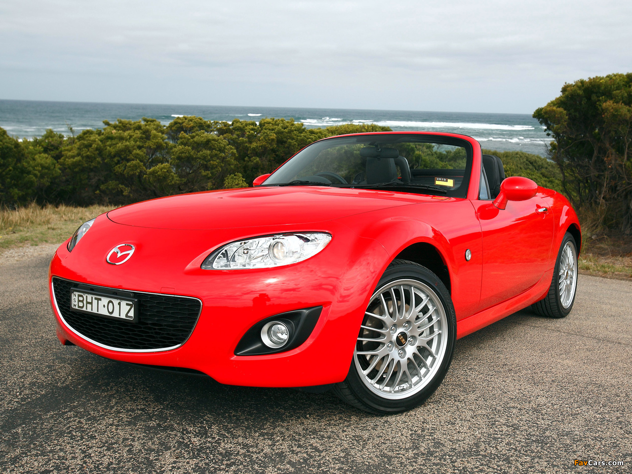 Photos of Mazda MX-5 Roadster-Coupe Sports (NC2) 2008–12 (1280 x 960)