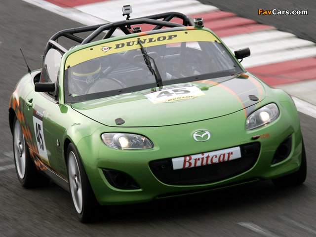 Photos of Mazda MX-5 GT Race Car (NC2) 2011 (640 x 480)