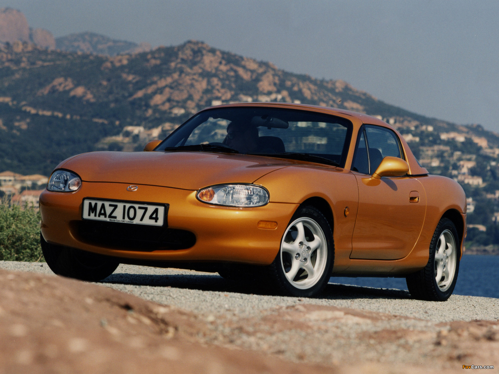 Pictures of Mazda MX-5 Roadster UK-spec (NB) 1998–2005 (1600 x 1200)