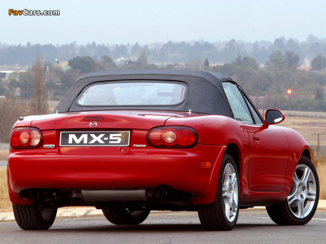 Pictures of Mazda MX-5 Roadster ZA-spec (NB) 1998–2005 (640 x 480)
