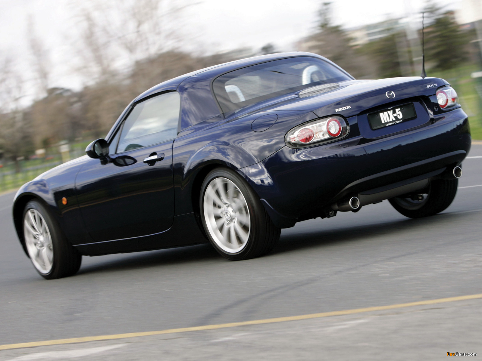 Pictures of Mazda MX-5 Roadster-Coupe AU-spec (NC) 2005–08 (1600 x 1200)