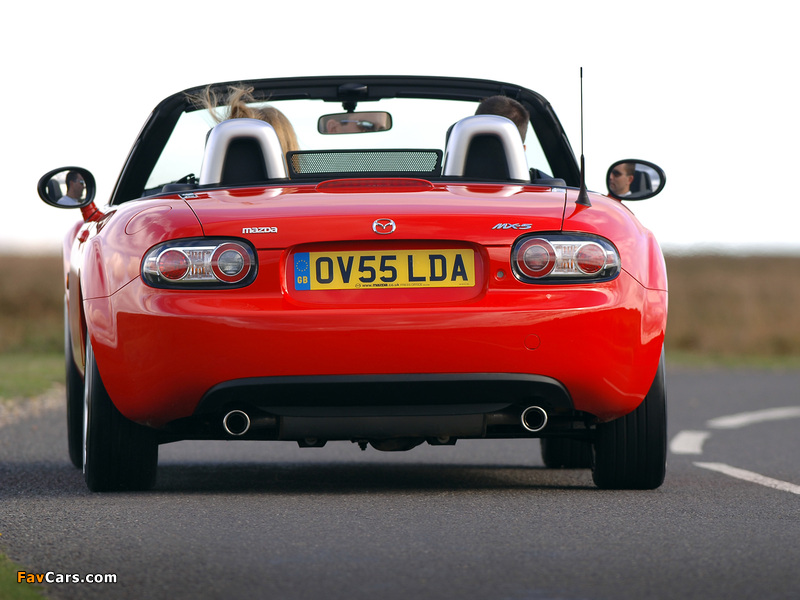 Pictures of Mazda MX-5 Roadster UK-spec (NC1) 2005–08 (800 x 600)