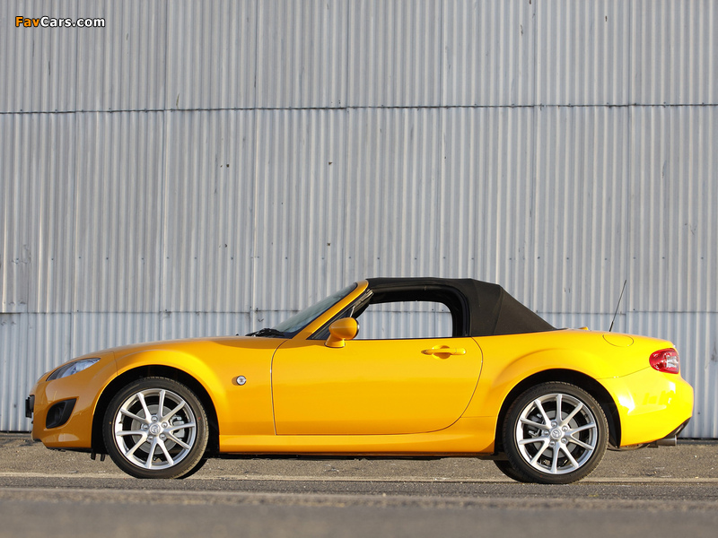 Pictures of Mazda MX-5 Roadster AU-spec (NC2) 2008–12 (800 x 600)