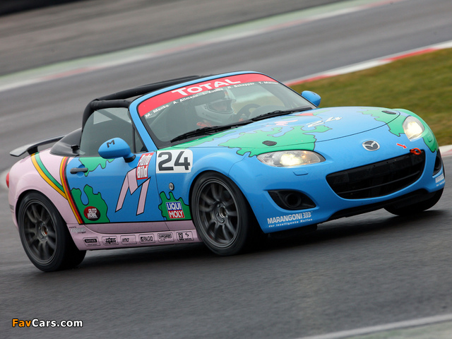 Pictures of Mazda MX-5 GT Race Car (NC2) 2009–10 (640 x 480)