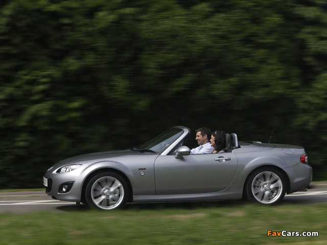 Pictures of Mazda MX-5 Roadster-Coupe Miyako (NC2) 2010 (640 x 480)