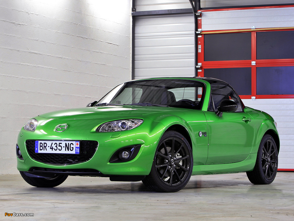 Pictures of Mazda MX-5 Roadster-Coupe Sport Black FR-spec (NC2) 2011 (1024 x 768)