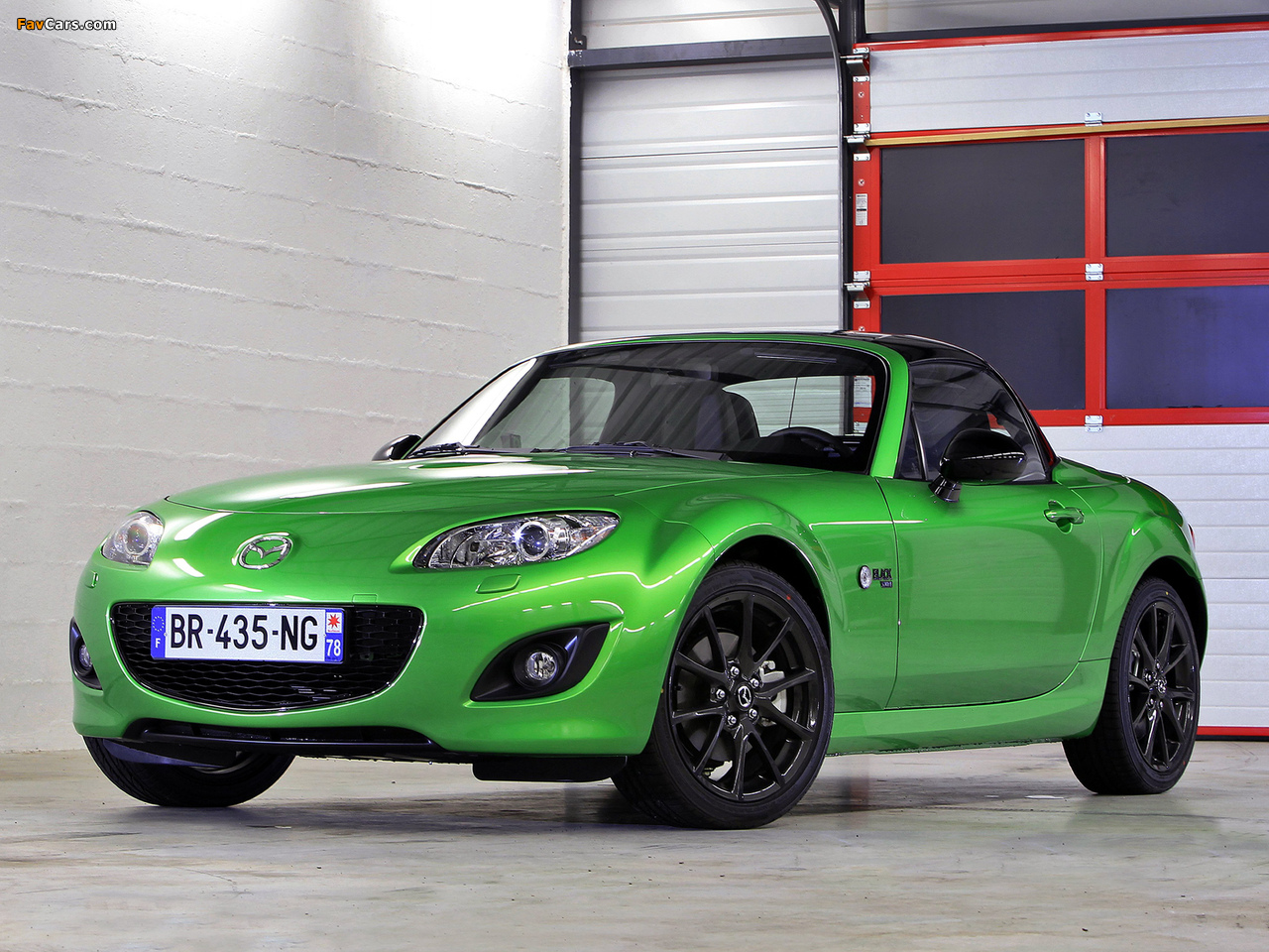 Pictures of Mazda MX-5 Roadster-Coupe Sport Black FR-spec (NC2) 2011 (1280 x 960)