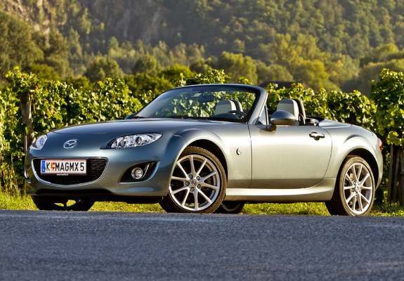 Pictures of Mazda MX-5 Roadster-Coupe Mirai (NC2) 2011
