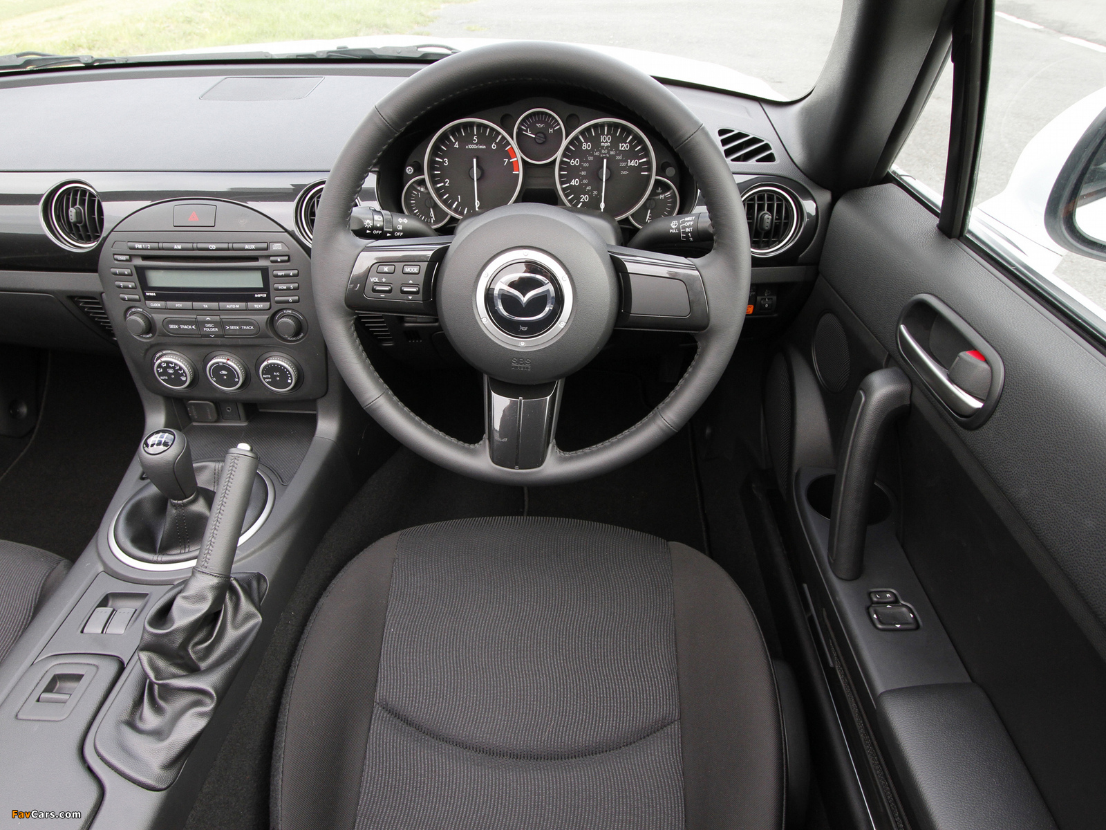 Pictures of Mazda MX-5 Roadster UK-spec (NC3) 2012 (1600 x 1200)
