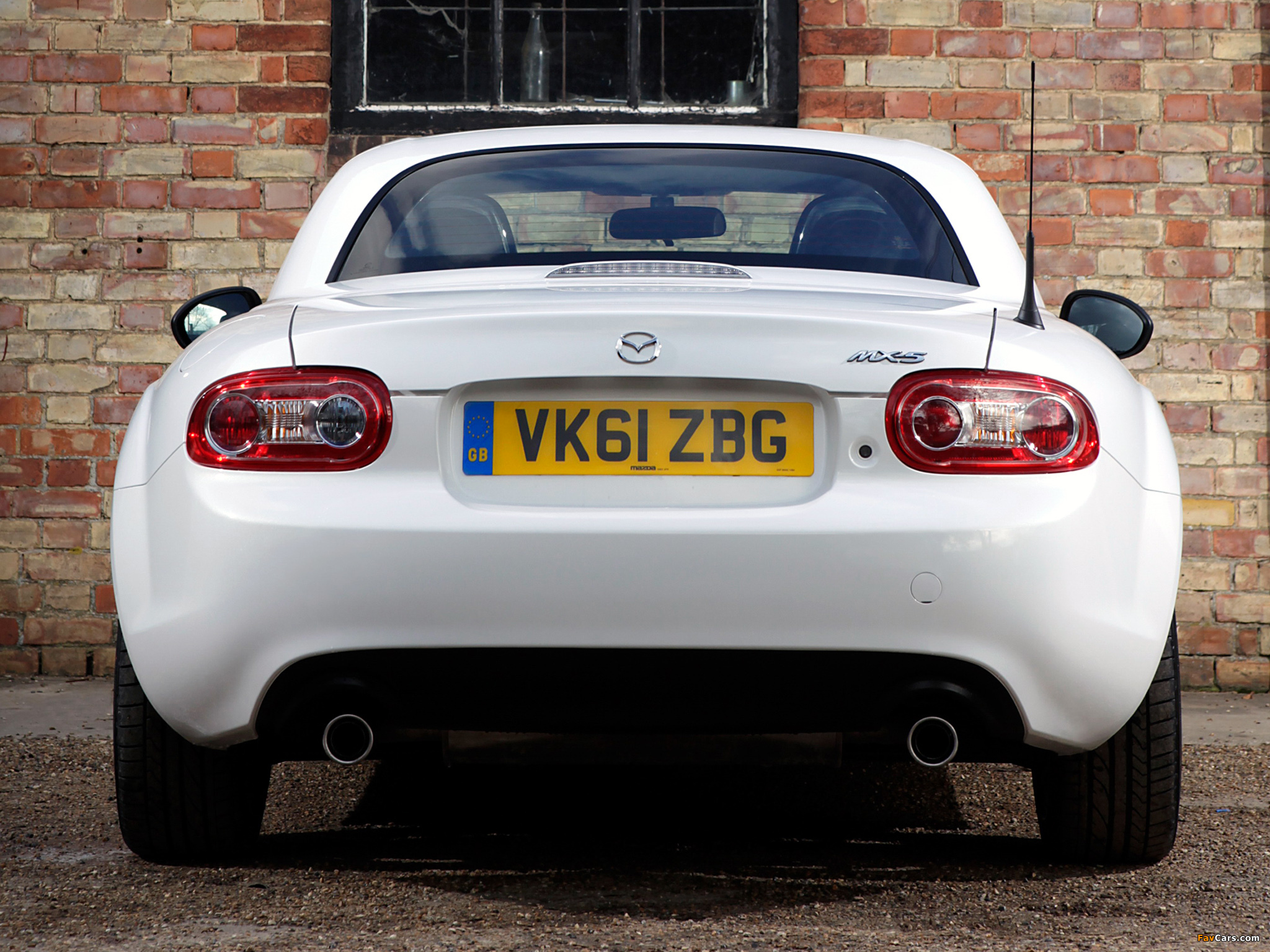 Pictures of Mazda MX-5 Roadster-Coupe Venture (NC2) 2012 (2048 x 1536)