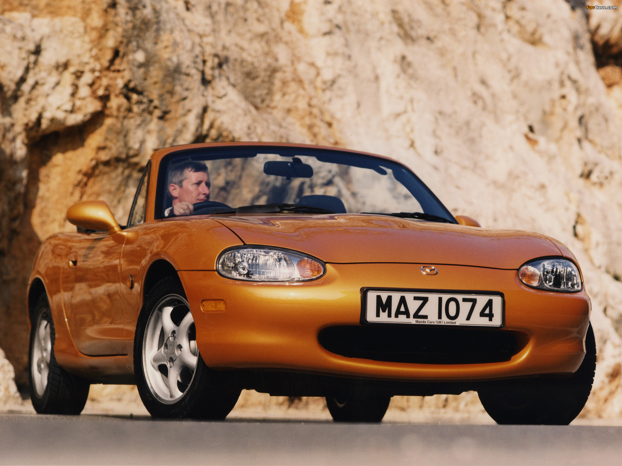 Mazda MX-5 Roadster UK-spec (NB) 1998–2005 wallpapers (2048 x 1536)