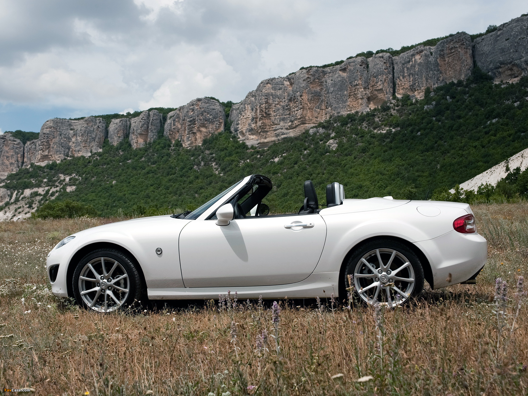 Mazda MX-5 Roadster-Coupe (NC) 2008 wallpapers (2048 x 1536)