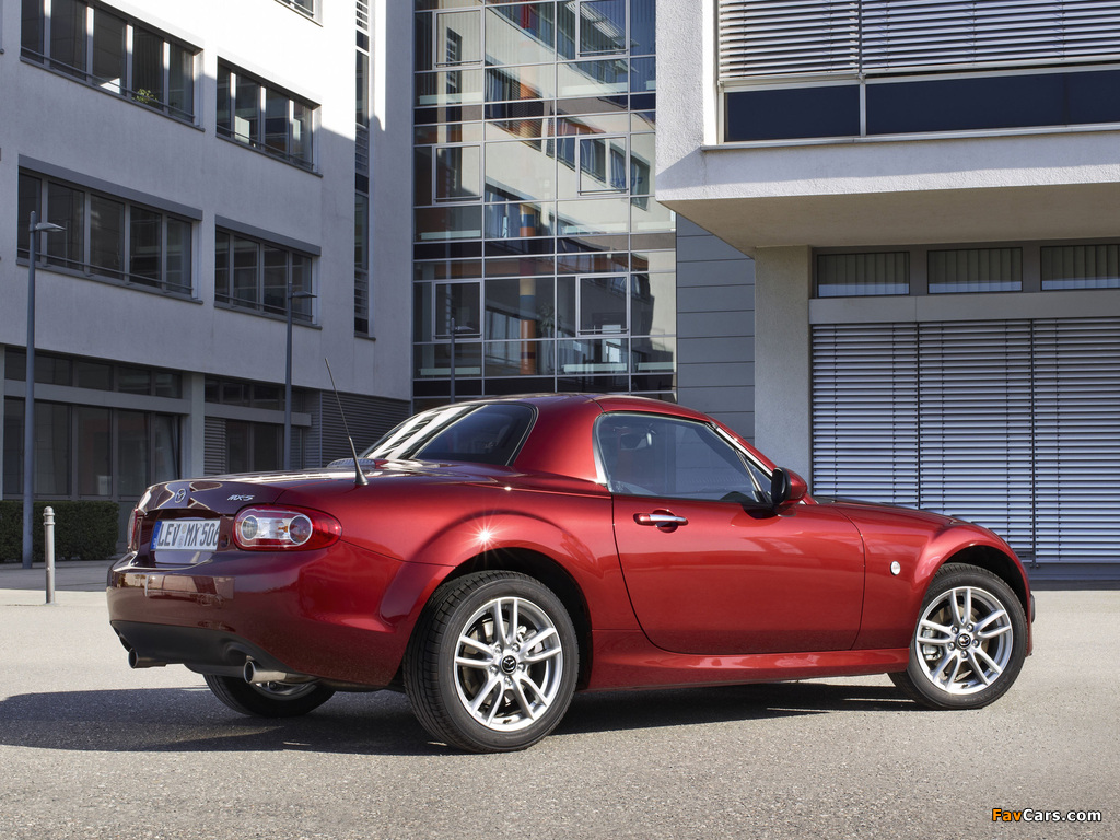 Mazda MX-5 Roadster-Coupe (NC3) 2012 wallpapers (1024 x 768)
